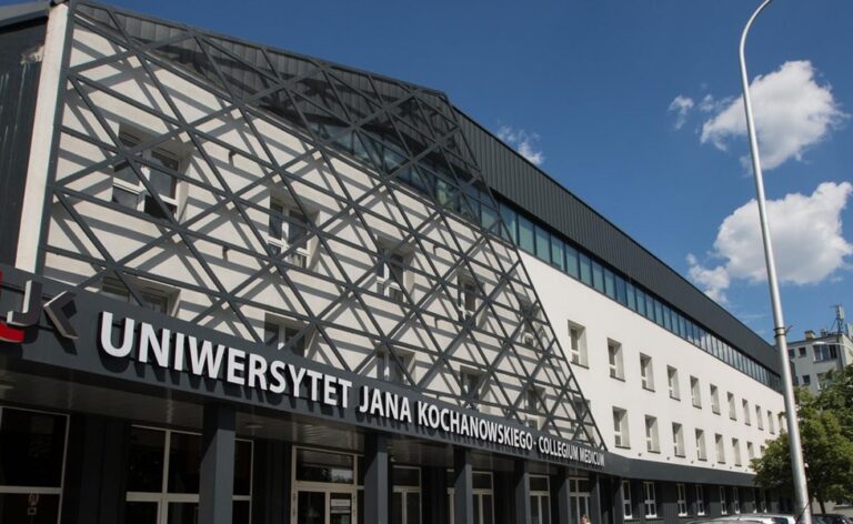 Zarzuty bez finału. Śledztwo ws. władz UJK umorzone Uniwersytet Jana Kochanowskiego w Kielcach - prokuratura umorzyła śledztwo dotyczące byłych władz uczelni, decyzja nie jest jeszcze prawomocna.