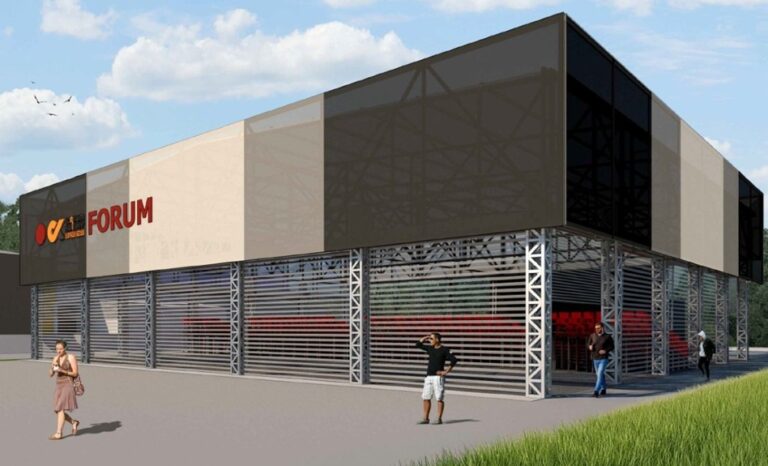 Amfiteatr do wymiany. Jędrzejowskie Centrum Kultury zmieni się nie do poznania Fot.: UM Jędrzejów - Tak ma zmienić się serce kultury w Jędrzejowie. Projekt czeka na unijne wsparcie.