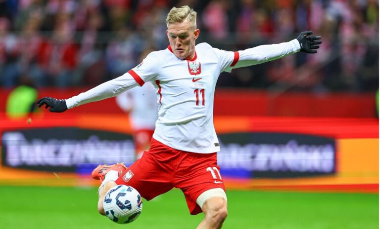 Fot.: transfery.info Karol Świderski szuka regularnej gry przed kolejnymi meczami kadry. Czy kielecka Ściegiennego będzie jego nowym domem?