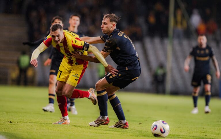 Korona w niedzielę walczyła, ale wygrał Lech. Mistrz Polski podbił Kielce! Fot.: Korona Kielce/Mistrz Polski wygrywa w Kielcach