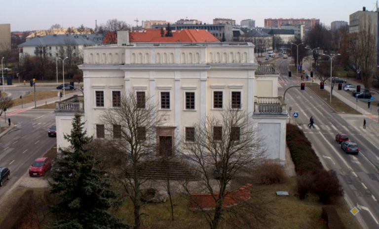 Awantura o kielecką synagogę. Radni wycofali wniosek o konsultacje Fot.: UMK/Gorąca debata w Radzie Miasta Kielce. Spór o konsultacje społeczne i 20 mln zł dotacji na remont dawnej synagogi.