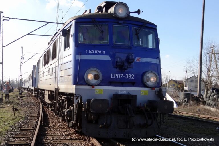 Wiosenna korekta rozkładu jazdy to czas intensywnych prac modernizacyjnych na torach. Pasażerowie powinni dokładnie sprawdzać godziny odjazdów przed każdą podróżą.
