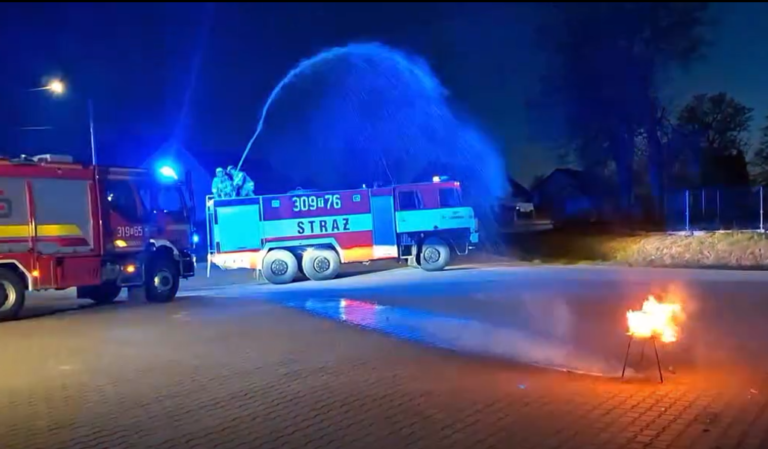 Fot.: OSP Szumsko/Niesamowity gest druhów z OSP Szumsko w akcji Łatwoganga.