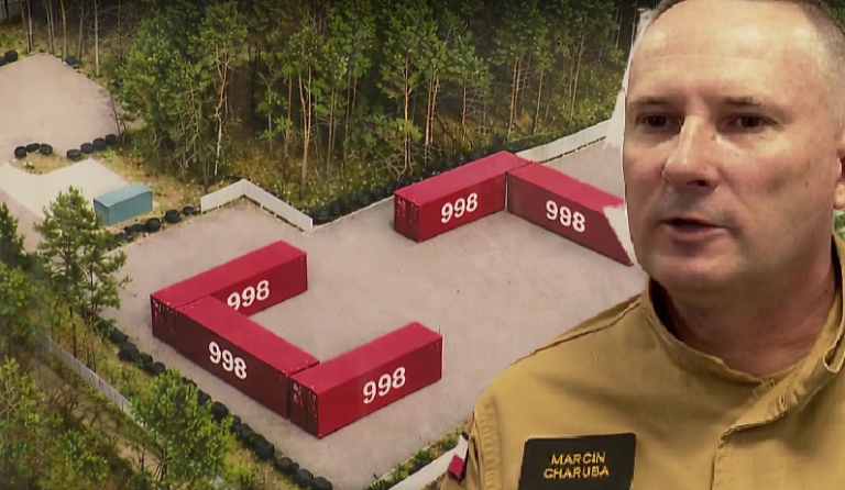 Z jednej strony nowoczesne bloki, z drugiej - kontenery do symulacji pożarów. Czy te dwa światy mogą żyć w zgodzie?