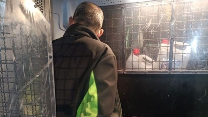 Wpadł z pączkiem w ręku! Pińczowska policja dorwała seryjnego głodomora Fot.: Zrobił sobie z magazynu darmową piekarnię. Grozi mu 10 lat za kradzież chipsów