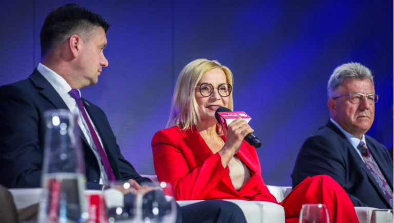 Fot. Fot.: UMWS/Debata marszałków Renaty Janik i Łukasza Smółki o przyszłości polskich samorządów.