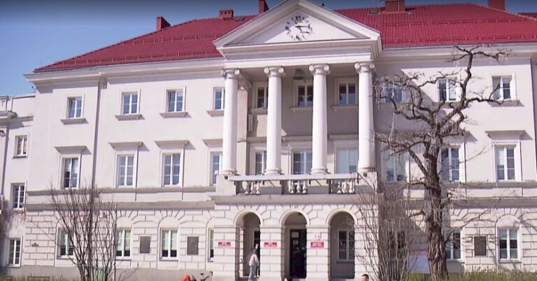 Kto powinien zapłacić za taki wyjazd? Były wiceprezydent Kielc usłyszał zarzut Kto powinien zapłacić za taki wyjazd?